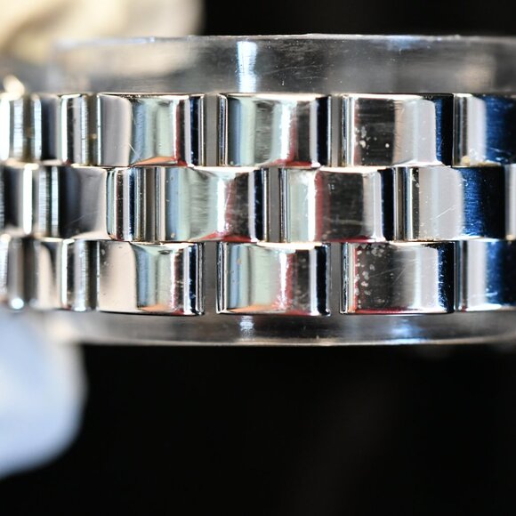 Gucci 3600J 27 mm Men's Watch Black Dial - Picture 9 of 11